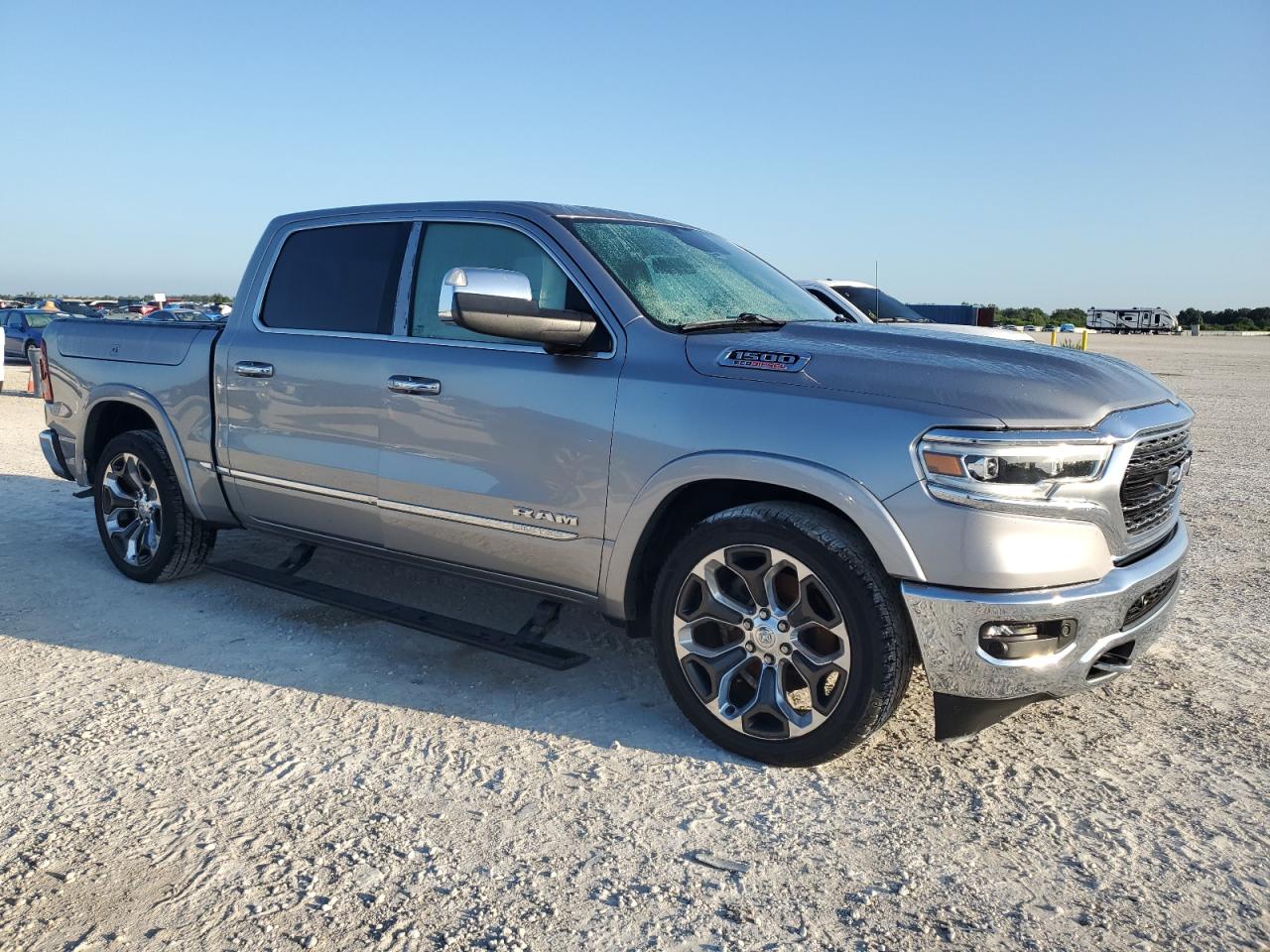 2022 RAM 1500 LIMITED VIN:1C6SRFHM4NN209770