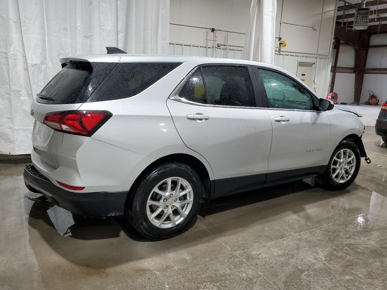 2022 CHEVROLET EQUINOX LT VIN:2GNAXUEV5N6121169