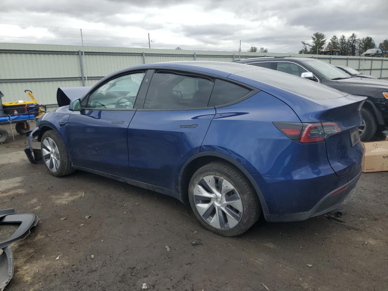 2023 TESLA MODEL Y  VIN:7SAYGDEE0PA175032