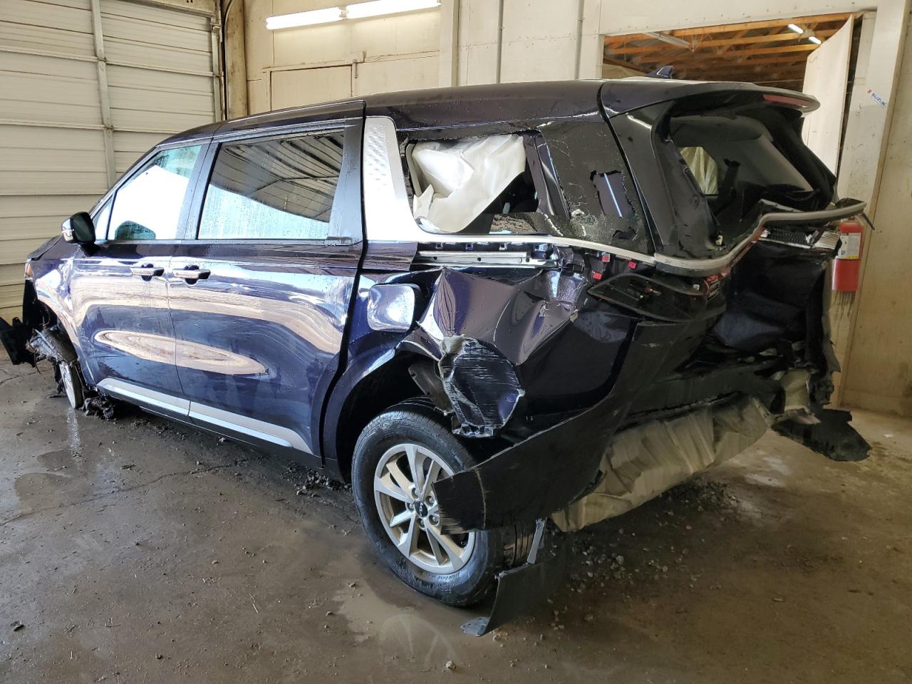 2023 KIA CARNIVAL LX VIN:KNDNB4H33P6287704