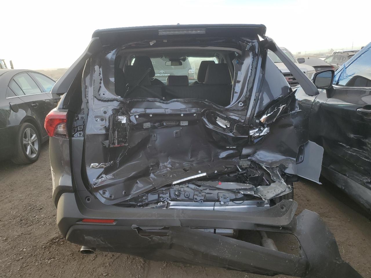 2024 TOYOTA RAV4 XLE VIN:2T3P1RFV0RC479999