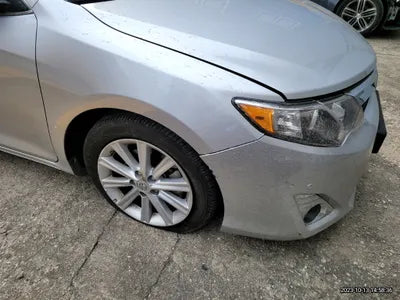 2014 Toyota Camry VIN: