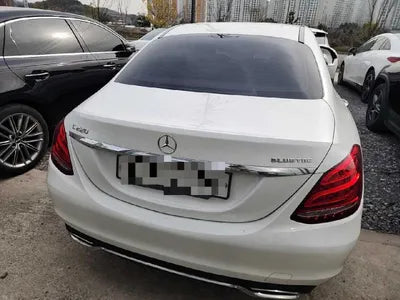 2015 Mercedes-Benz C 220 VIN: