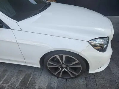 2015 Mercedes-Benz E 220 VIN: