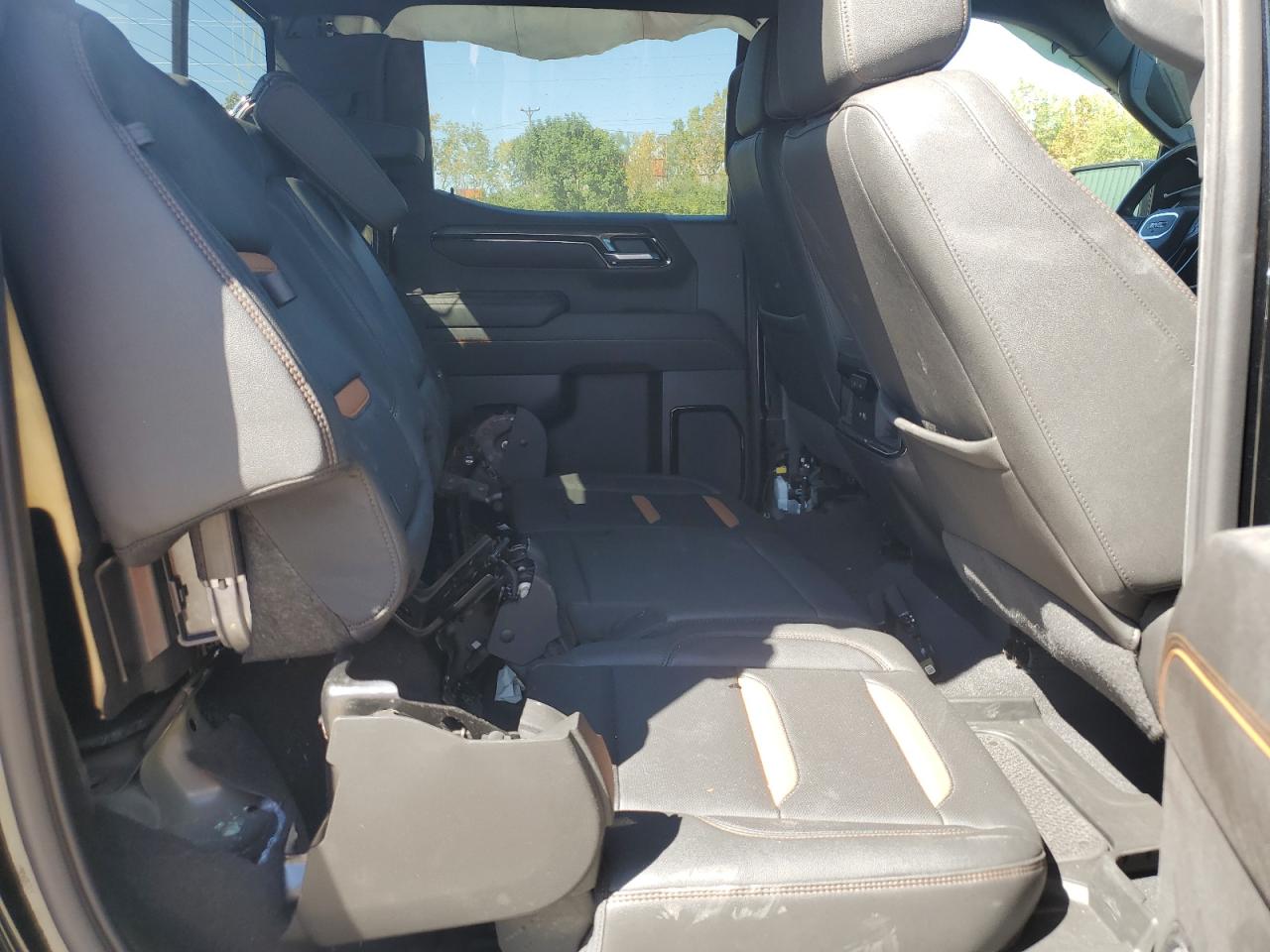 2022 GMC SIERRA K1500 AT4 VIN:3GTUUEET7NG642160