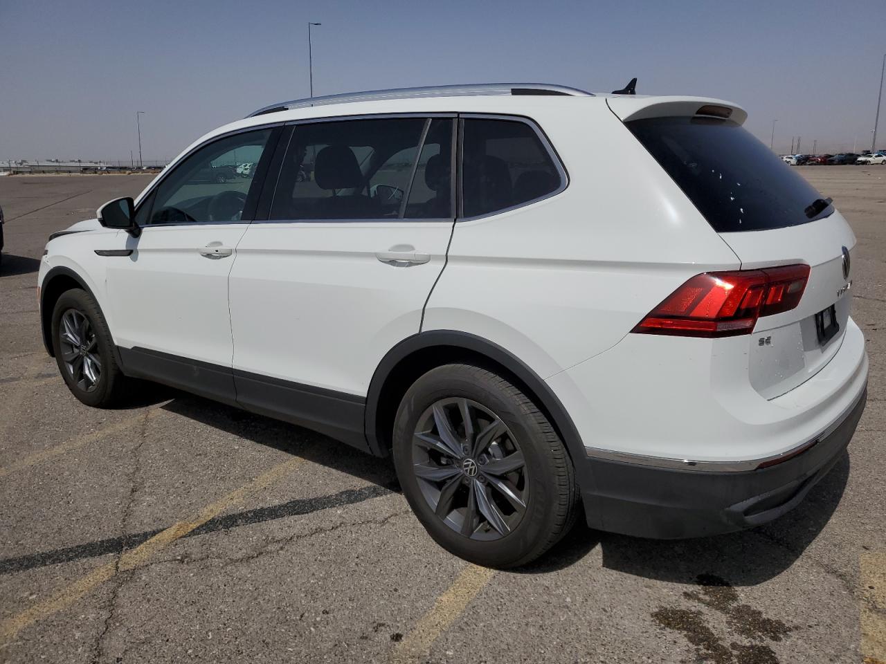 2022 VOLKSWAGEN TIGUAN SE VIN:3VV3B7AX4NM076838