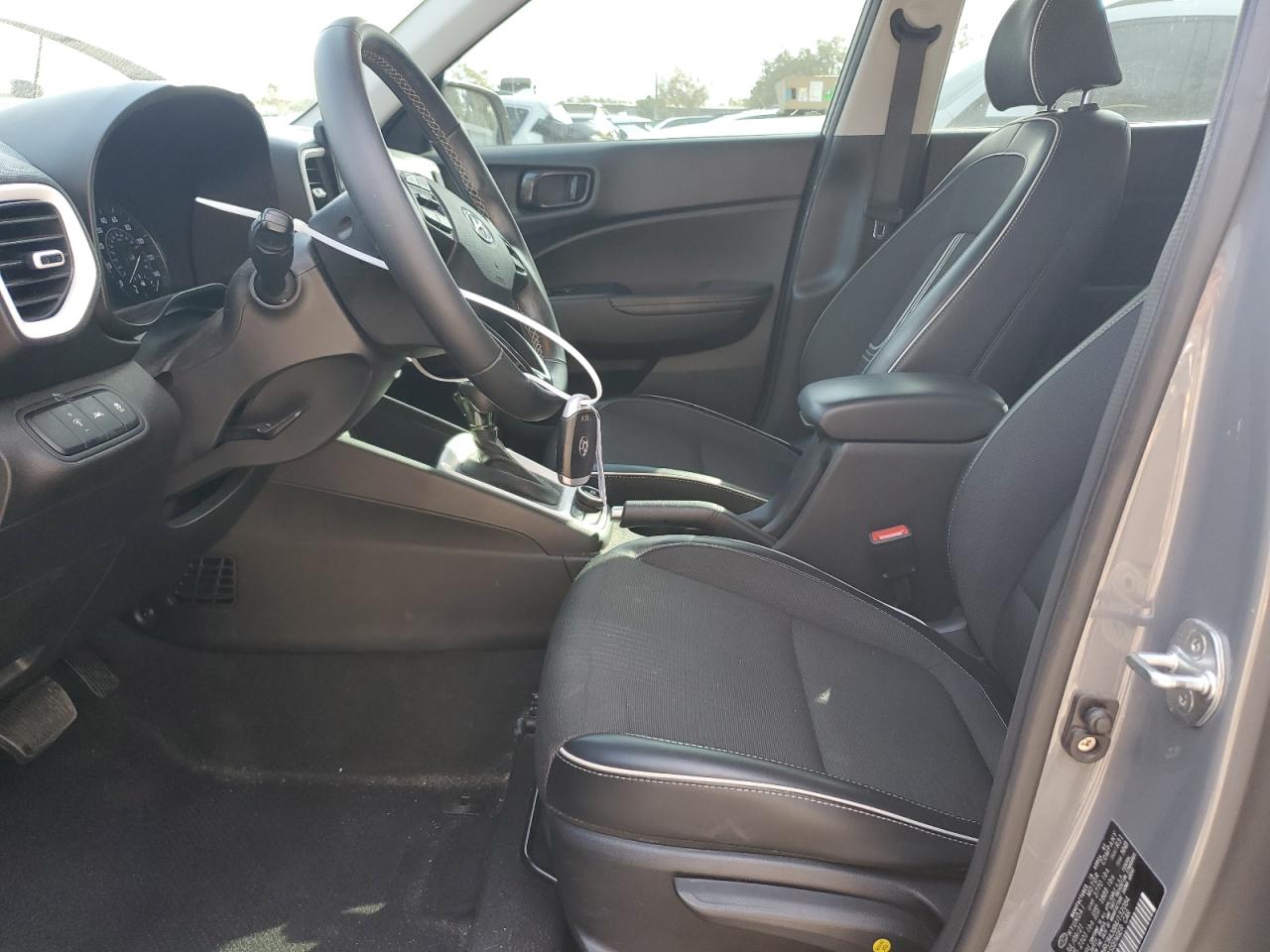 2022 HYUNDAI VENUE SEL VIN:KMHRC8A38NU132084