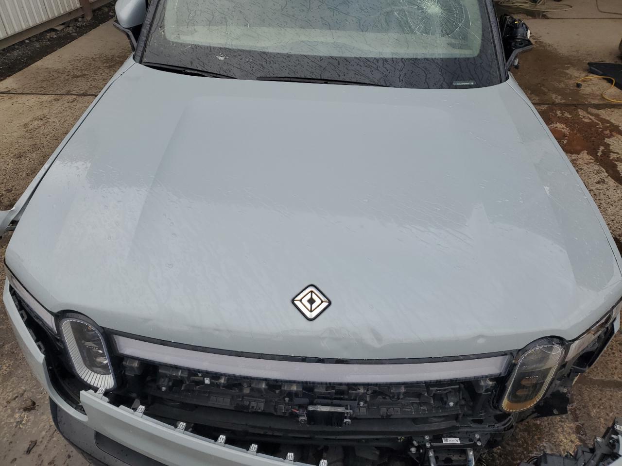 2022 RIVIAN R1T ADVENTURE VIN:7FCTGAAA2NN006053