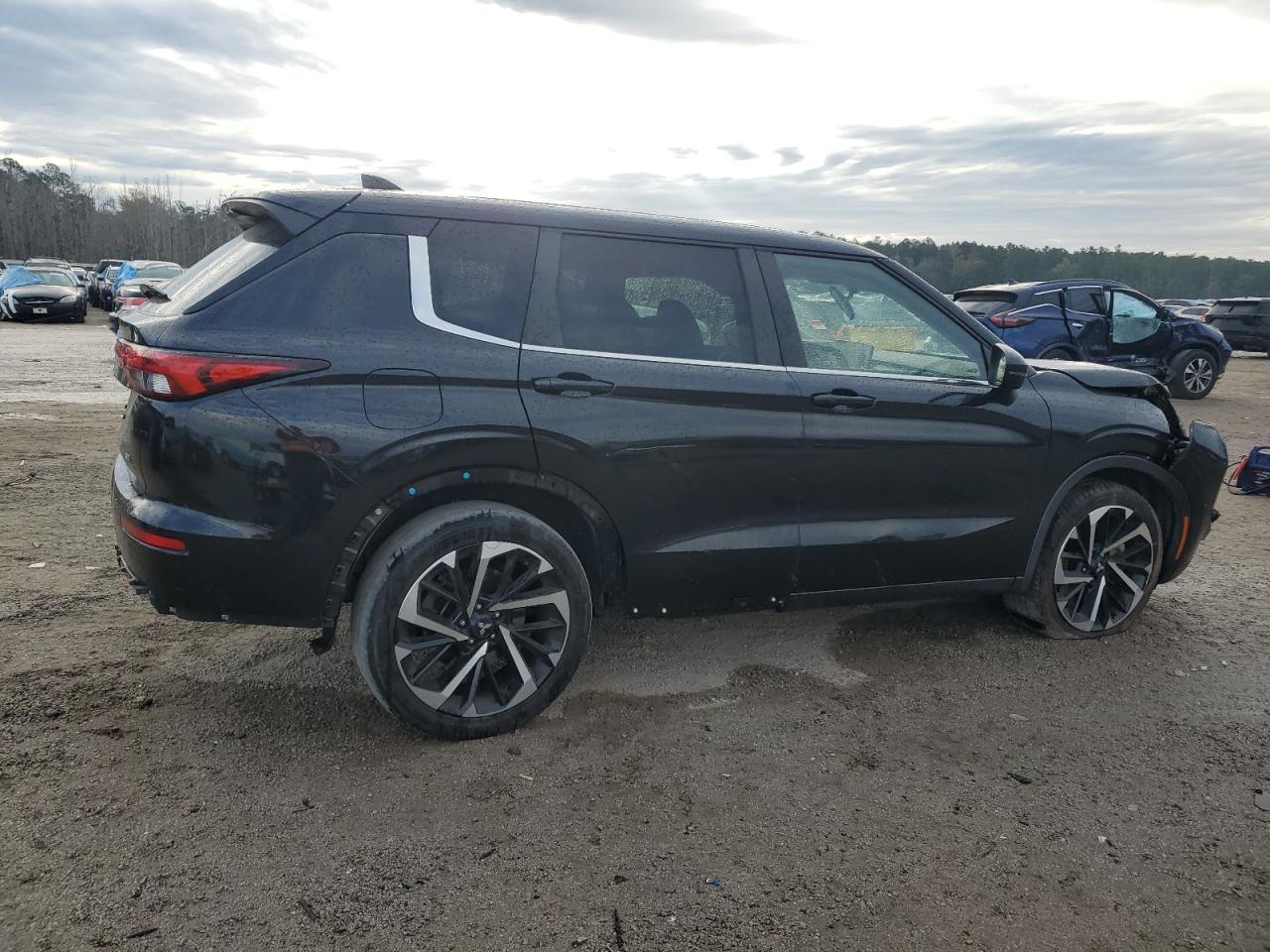 2022 MITSUBISHI OUTLANDER SE VIN:JA4J3UA84NZ011376