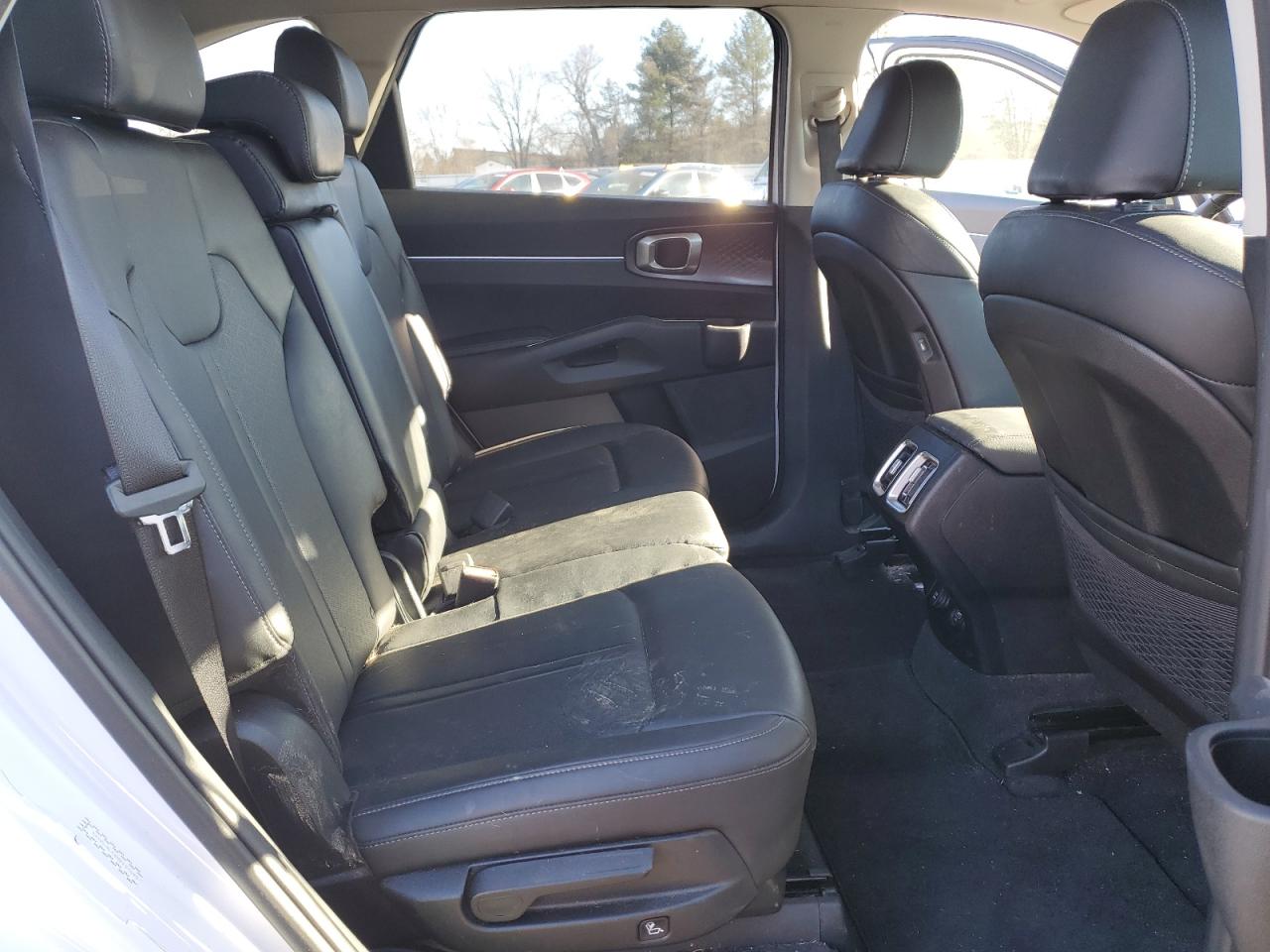 2022 KIA SORENTO S VIN:5XYRL4LCXNG137640