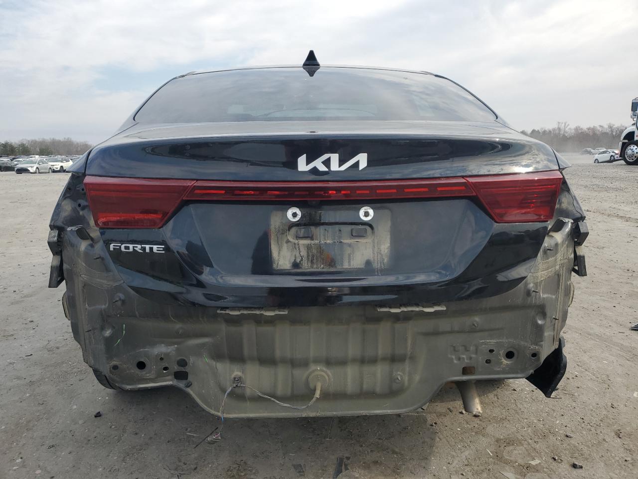 2022 KIA FORTE FE VIN:3KPF24AD4NE458264