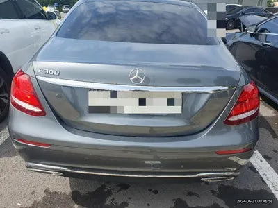 2016 Mercedes-Benz E 300 VIN: