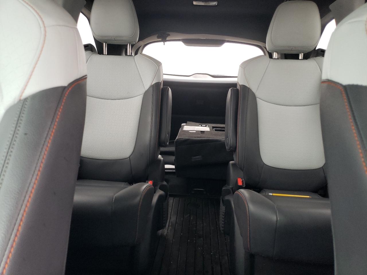 2022 TOYOTA SIENNA XSE VIN:5TDDRKEC2NS125818