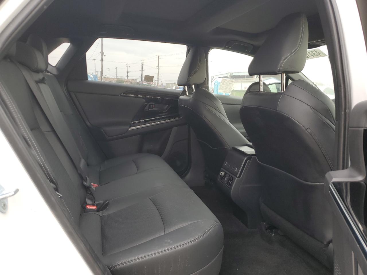 2023 TOYOTA BZ4X XLE VIN:JTMABACA0PA014400