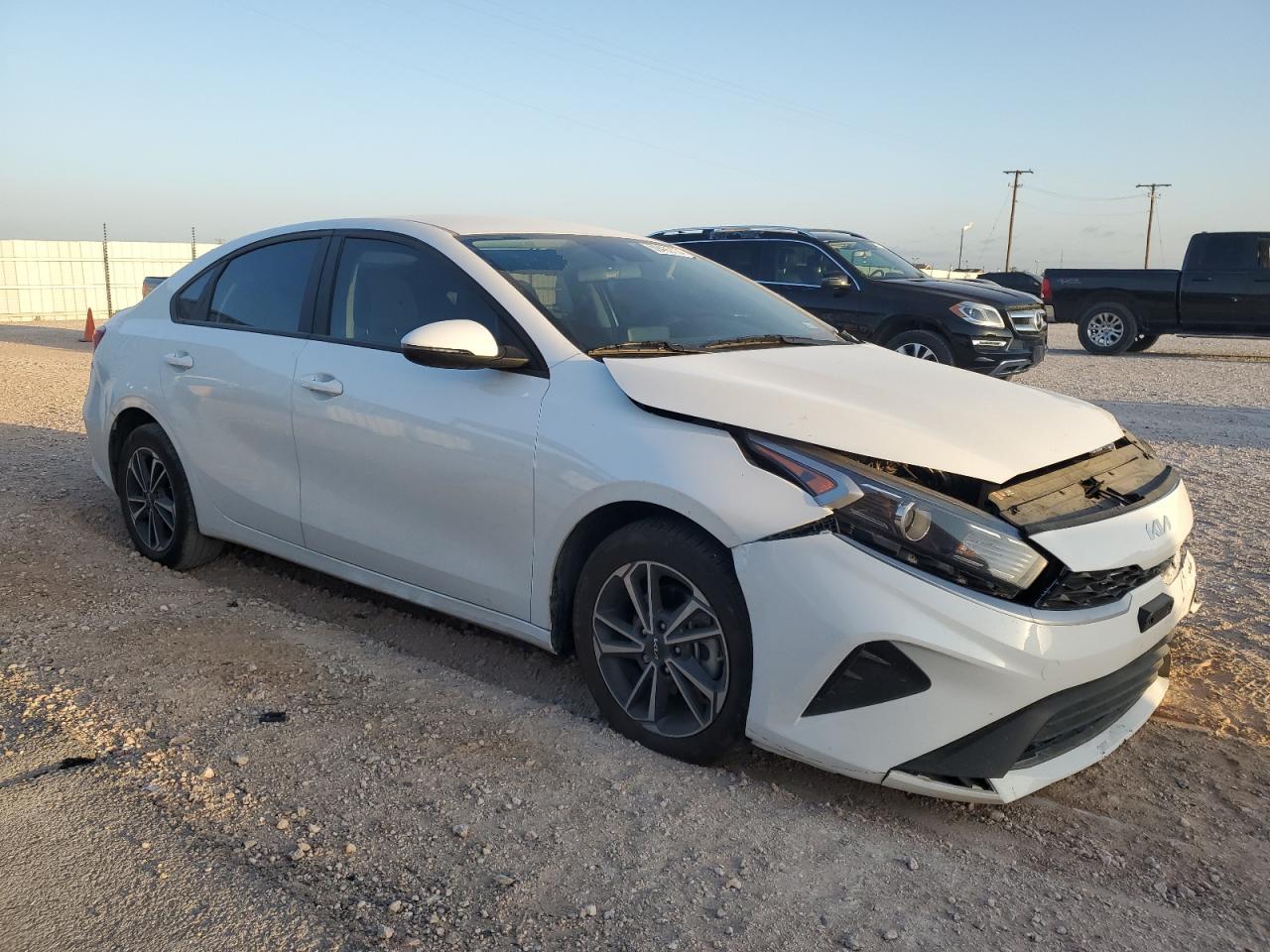 2023 KIA FORTE LX VIN:3KPF24AD9PE669253