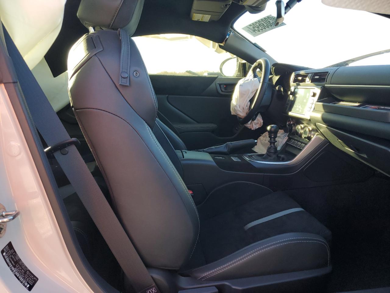 2024 TOYOTA GR 86 PREMIUM VIN:JF1ZNBE11R9758093