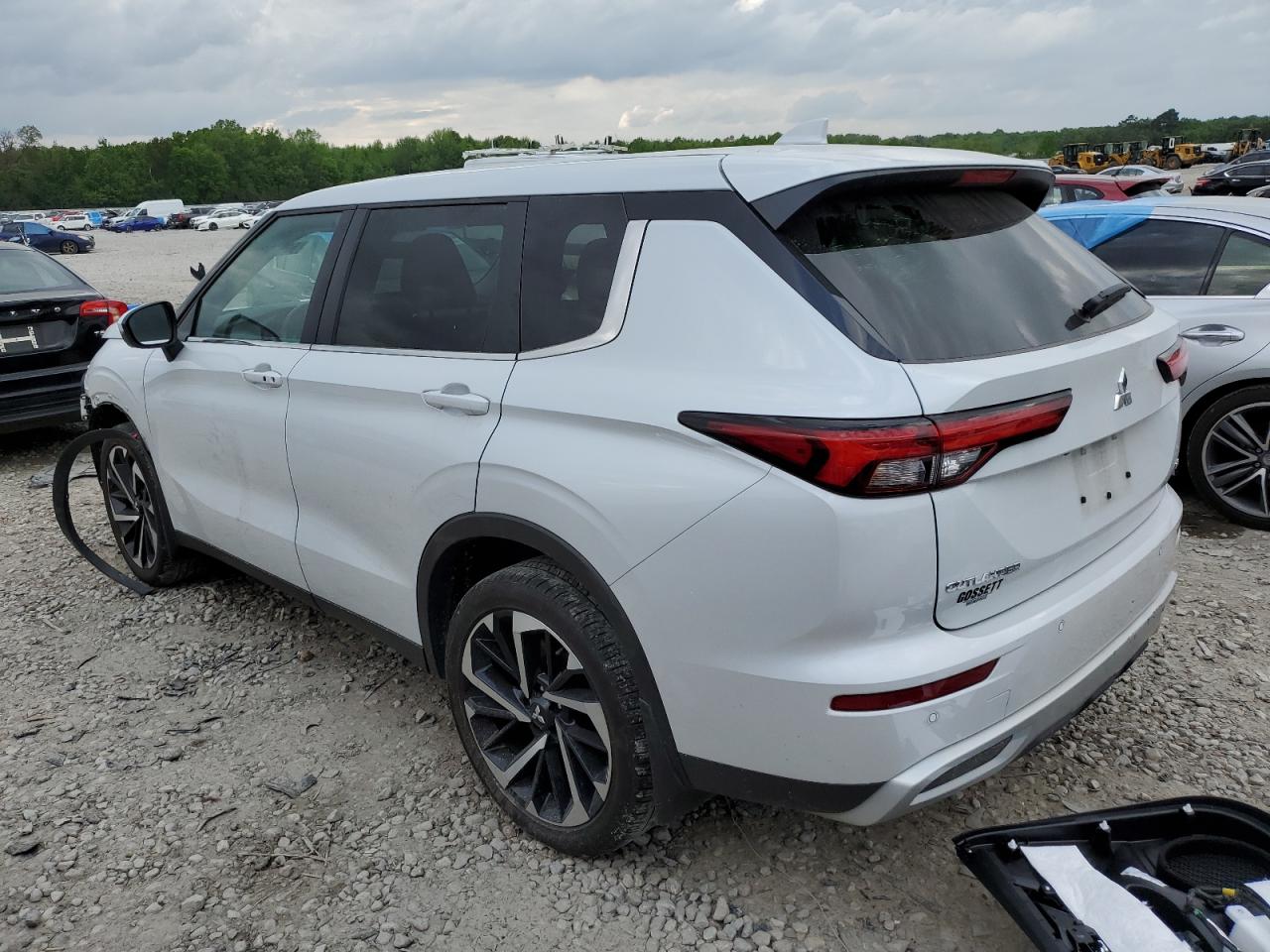 2022 MITSUBISHI OUTLANDER SE VIN:JA4J4UA81NZ064727