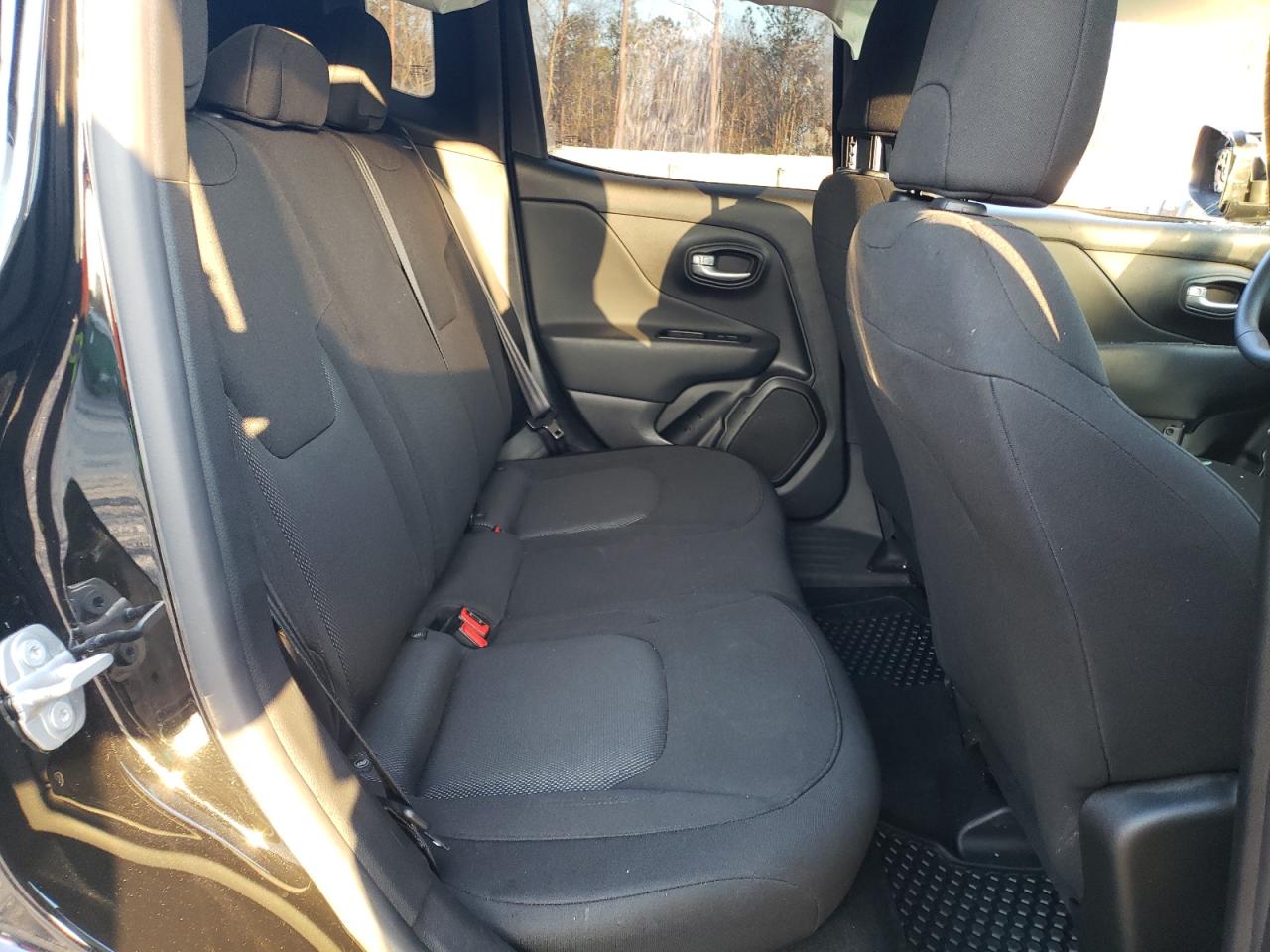 2023 JEEP RENEGADE LATITUDE VIN:ZACNJDB1XPPP15384