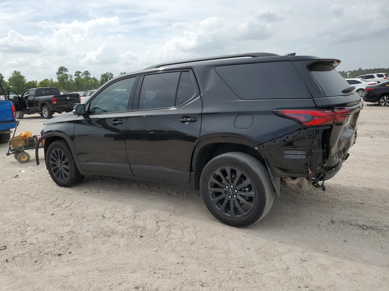 2023 CHEVROLET TRAVERSE RS VIN:1GNEVJKW1PJ328215