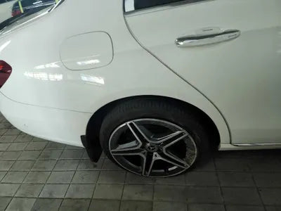 2018 Mercedes-Benz E 300 VIN: