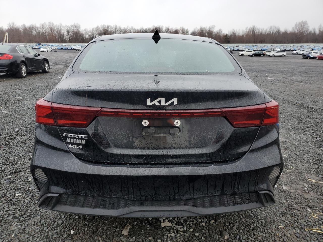 2022 KIA FORTE FE VIN:3KPF24AD4NE503302