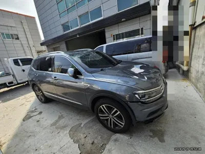 2020 Volkswagen Tiguan Allspace VIN:
