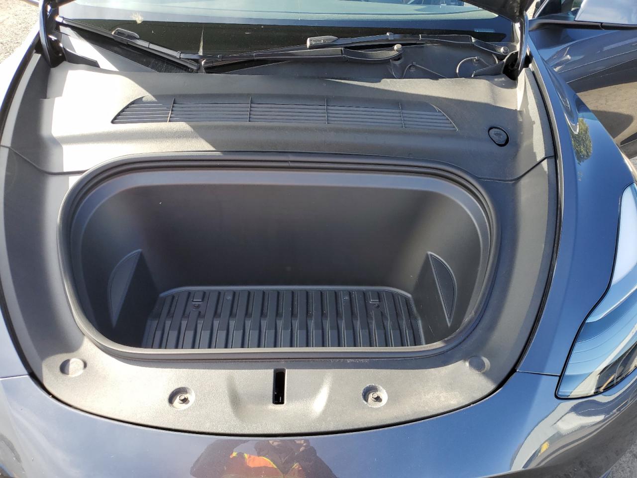 2022 TESLA MODEL Y  VIN:7SAYGDEFXNF540048