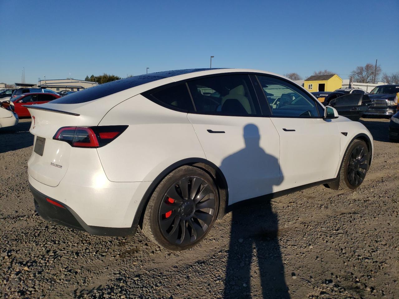 2022 TESLA MODEL Y  VIN:7SAYGDEF6NF407299