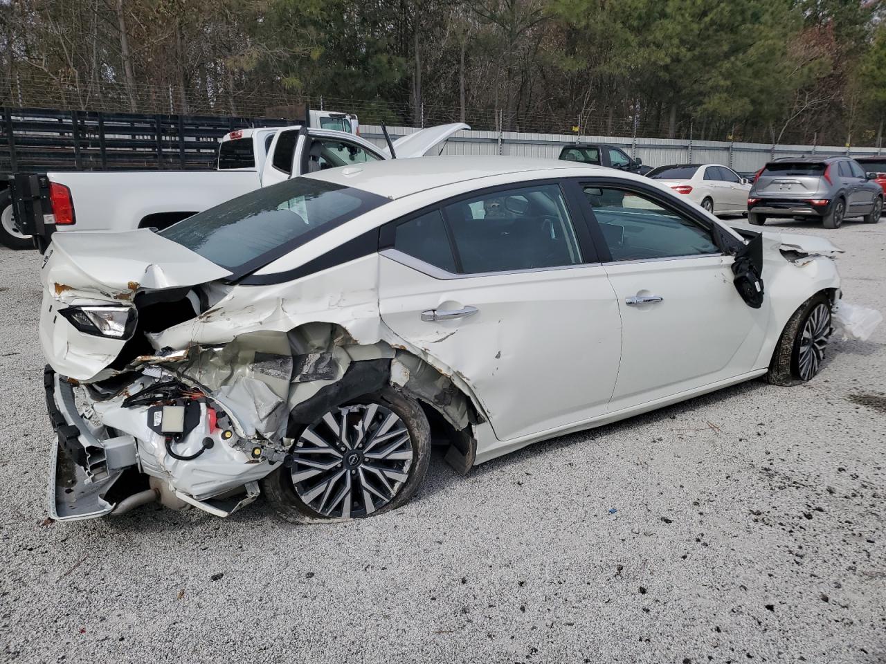 2024 NISSAN ALTIMA SV VIN:1N4BL4DV8RN433326