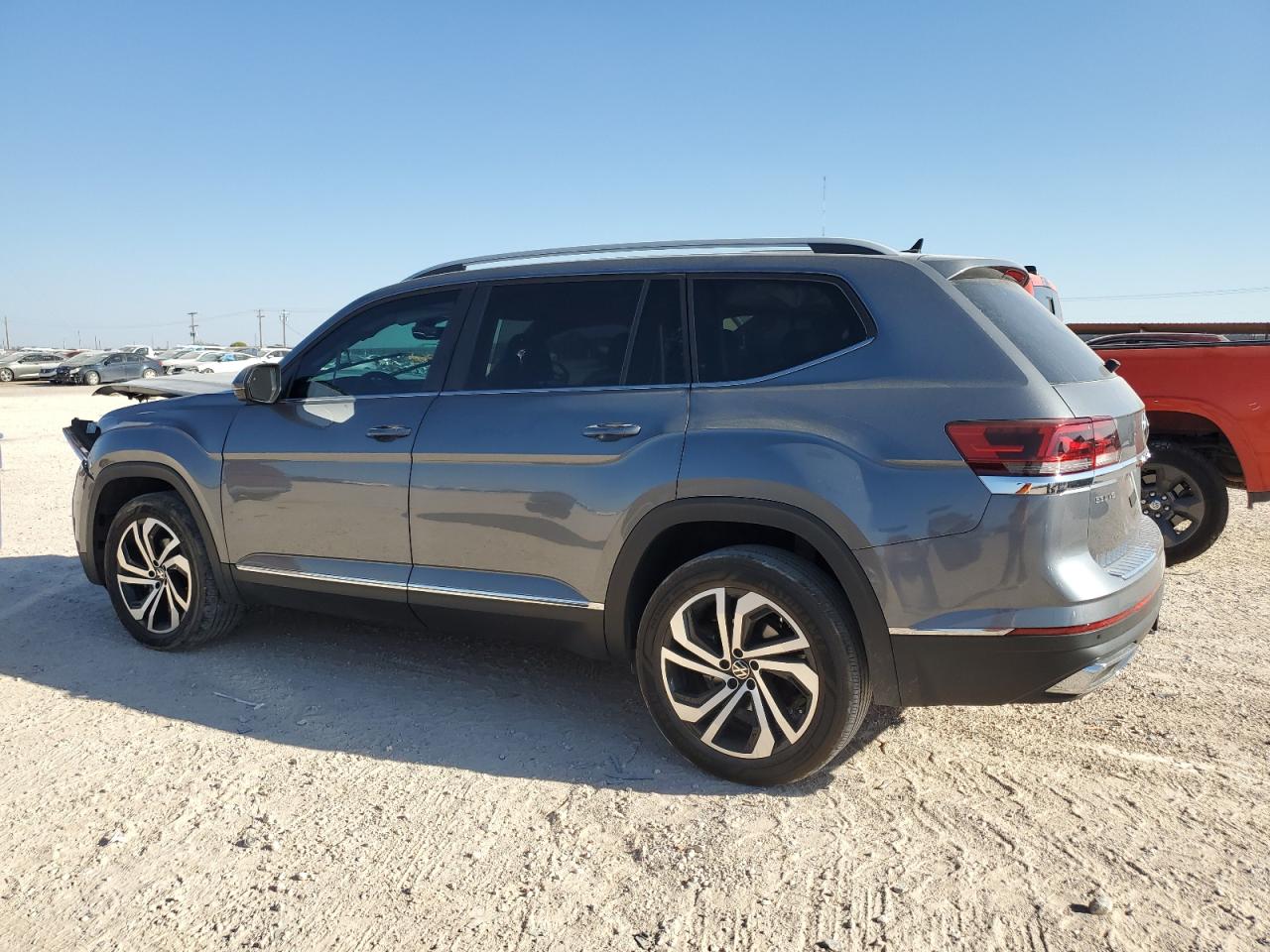 2022 VOLKSWAGEN ATLAS SEL VIN:1V2BR2CA5NC560227