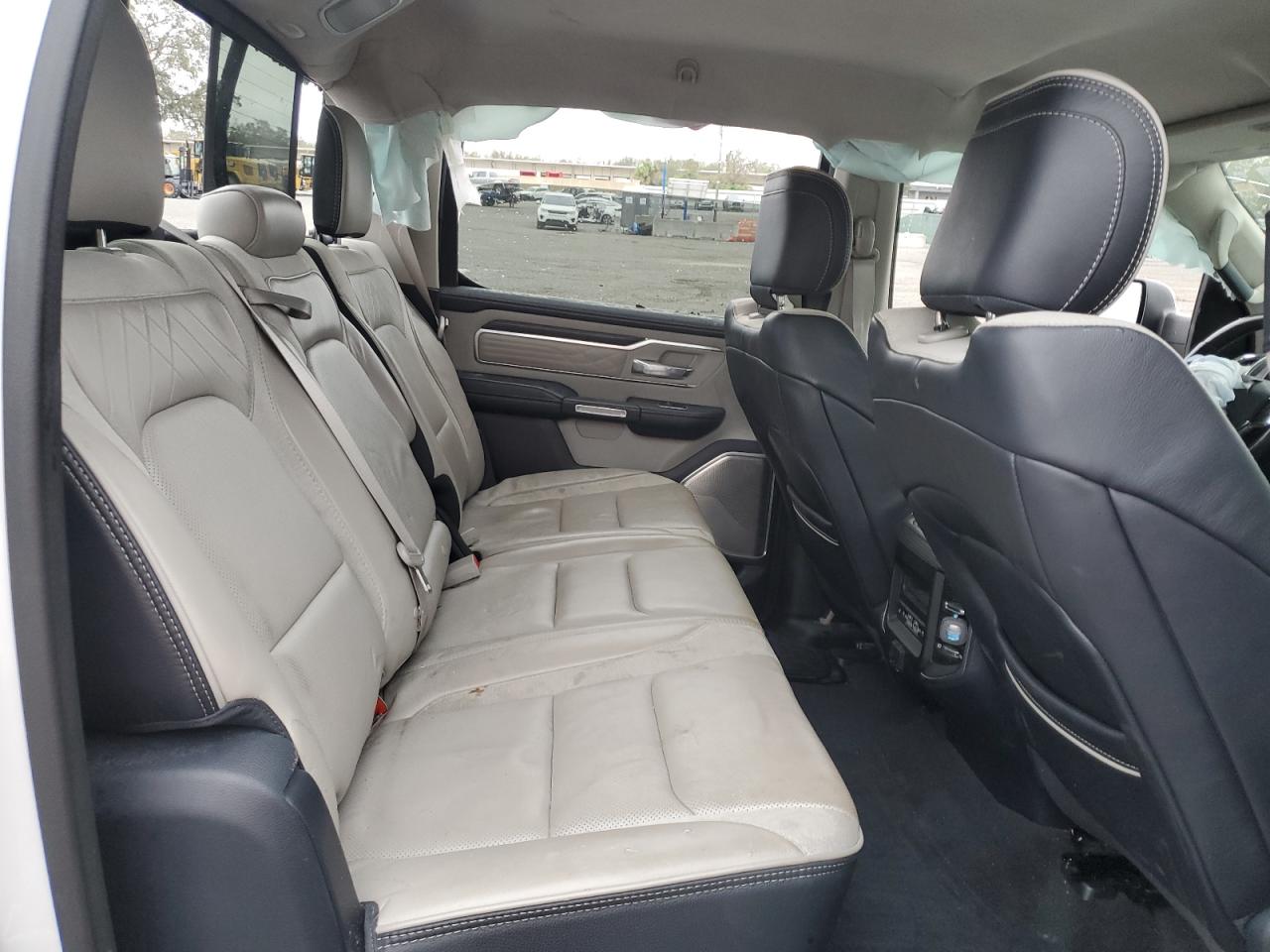 2022 RAM 1500 LIMITED VIN:1C6SRFHM2NN161007
