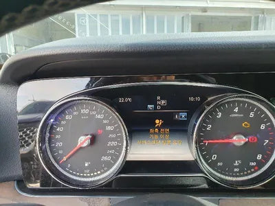 2017 Mercedes-Benz E 300 VIN: