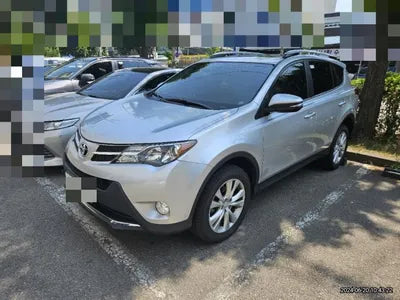 2015 Toyota RAV4 VIN: