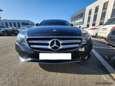 2017 Mercedes-Benz E 300 WDDZF4KB9HA137221 VIN:WDDZF4KB9HA137221