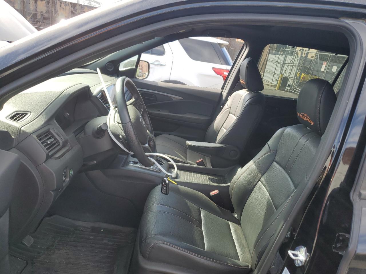 2022 HONDA PASSPORT TRAIL SPORT VIN:5FNYF8H62NB024575