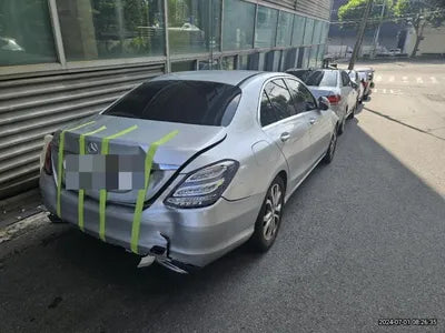 2015 Mercedes-Benz C 220 VIN: