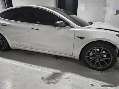 2020 Tesla Model 3 VIN: