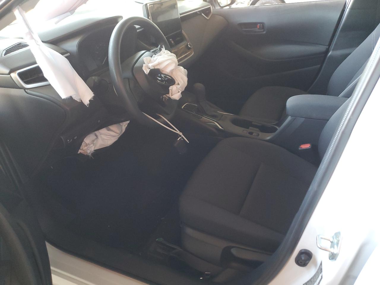 2024 TOYOTA COROLLA LE VIN:JTDBCMFE9RJ033502