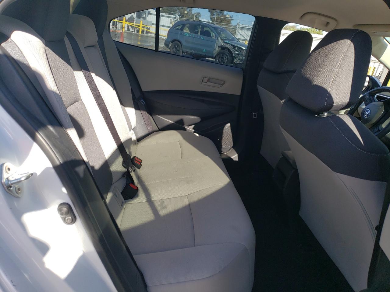 2022 TOYOTA COROLLA LE VIN:5YFEPMAE7NP300232