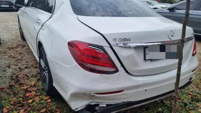 2020 Mercedes-Benz E 300 VIN: