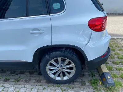 2015 Volkswagen Tiguan VIN: