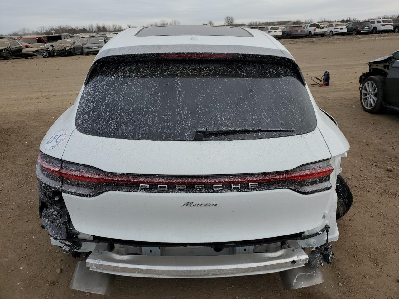 2024 PORSCHE MACAN BASE VIN:WP1AA2A59RLB07629