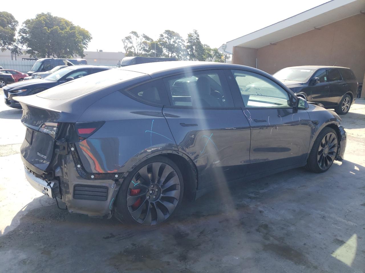 2022 TESLA MODEL Y  VIN:7SAYGDEF2NF411284