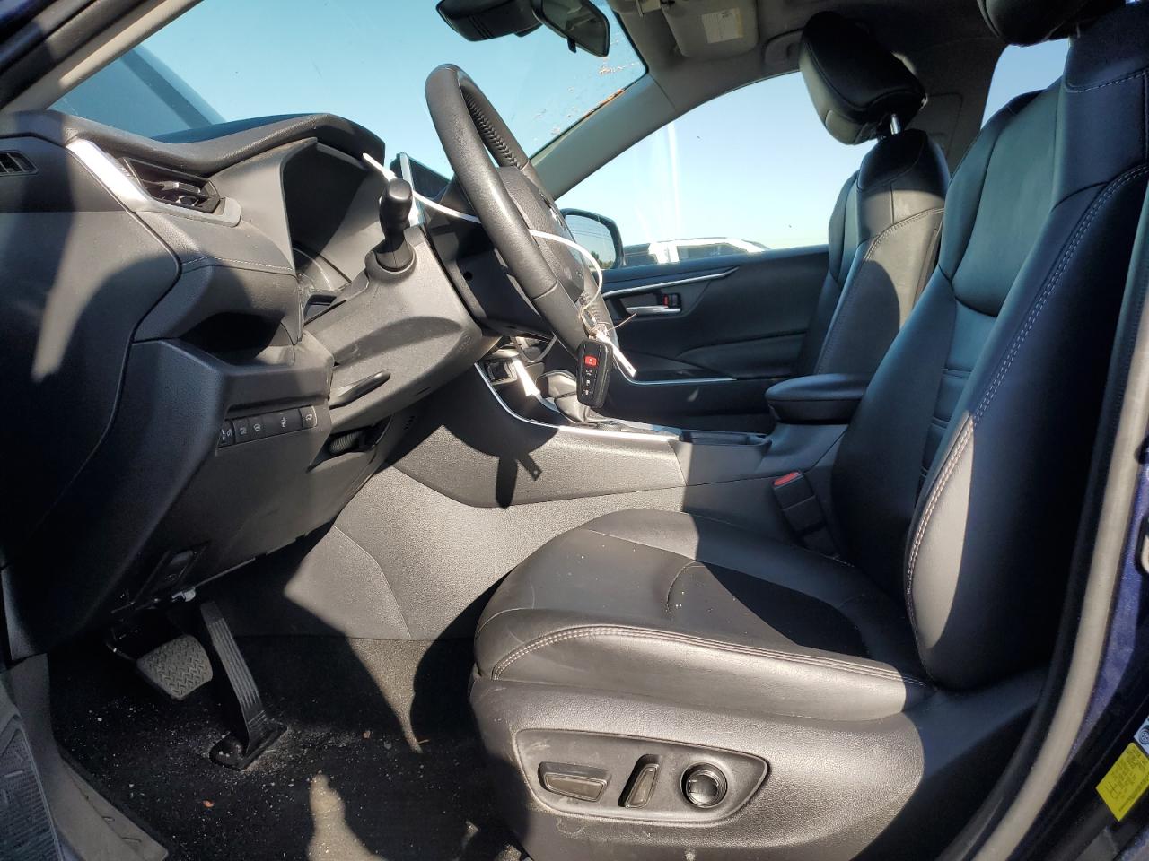 2024 TOYOTA RAV4 XLE PREMIUM VIN:JTMB6RFV6RD126514