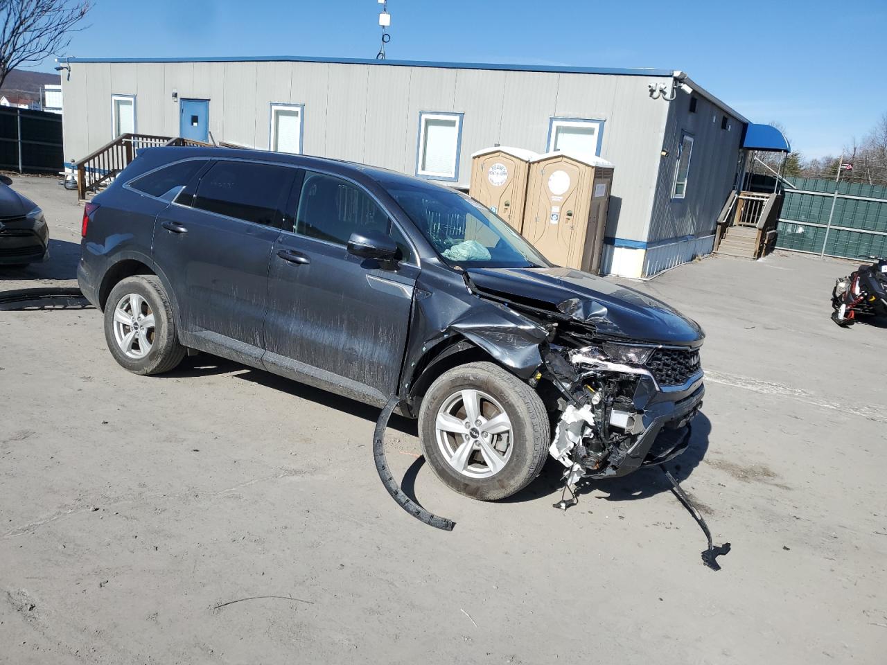 2022 KIA SORENTO LX VIN:5XYRGDLC3NG159872
