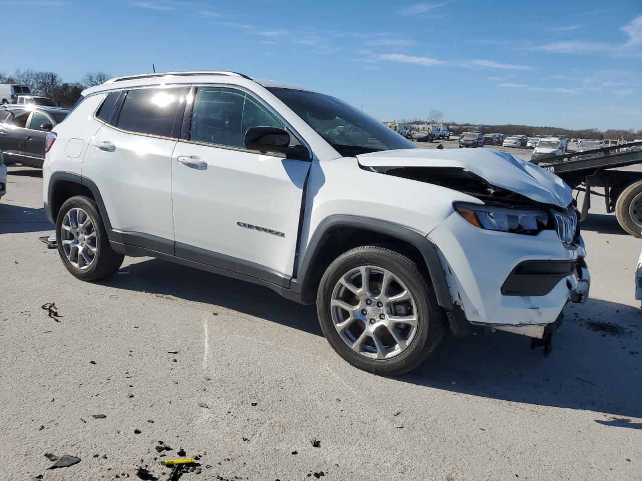 2022 JEEP COMPASS LATITUDE LUX VIN:3C4NJDFB4NT117495