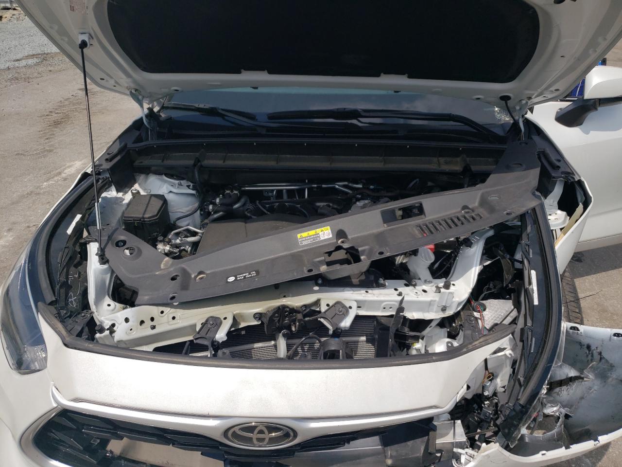 2022 TOYOTA HIGHLANDER L VIN:5TDCZRAH2NS555774