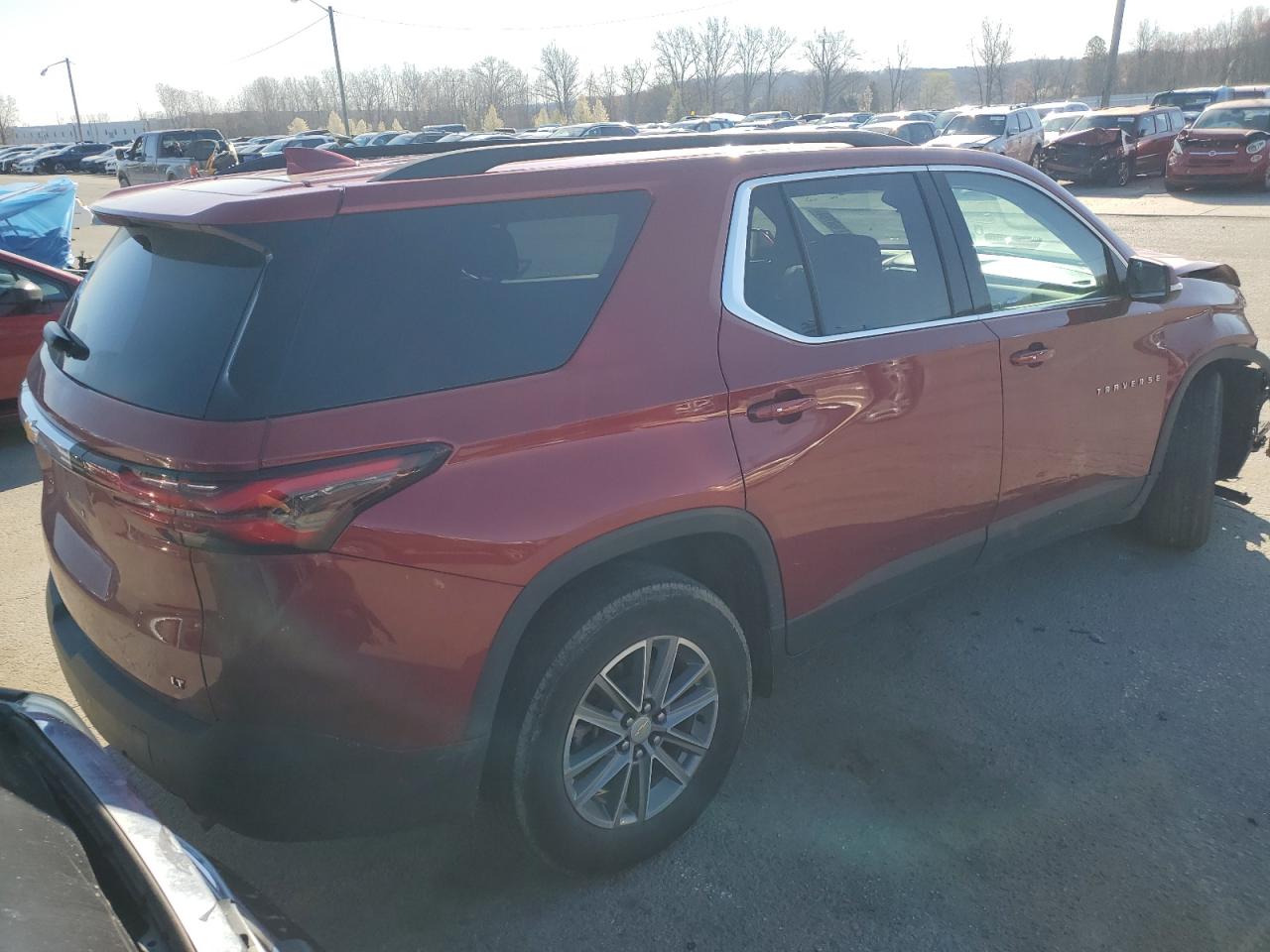 2023 CHEVROLET TRAVERSE LT VIN:1GNEVGKW4PJ104360