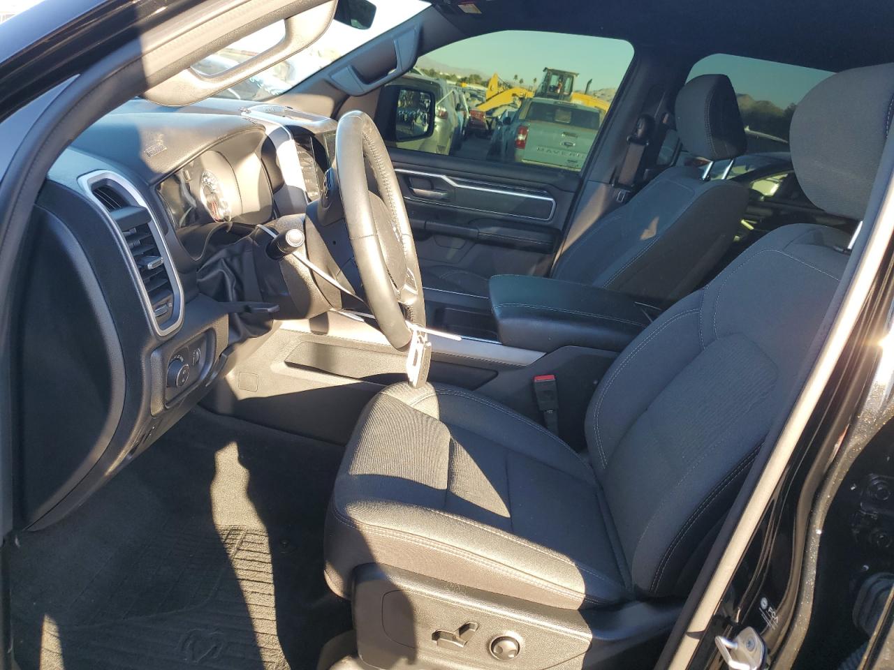 2022 RAM 1500 BIG HORN/LONE STAR VIN:1C6RREMT6NN408065