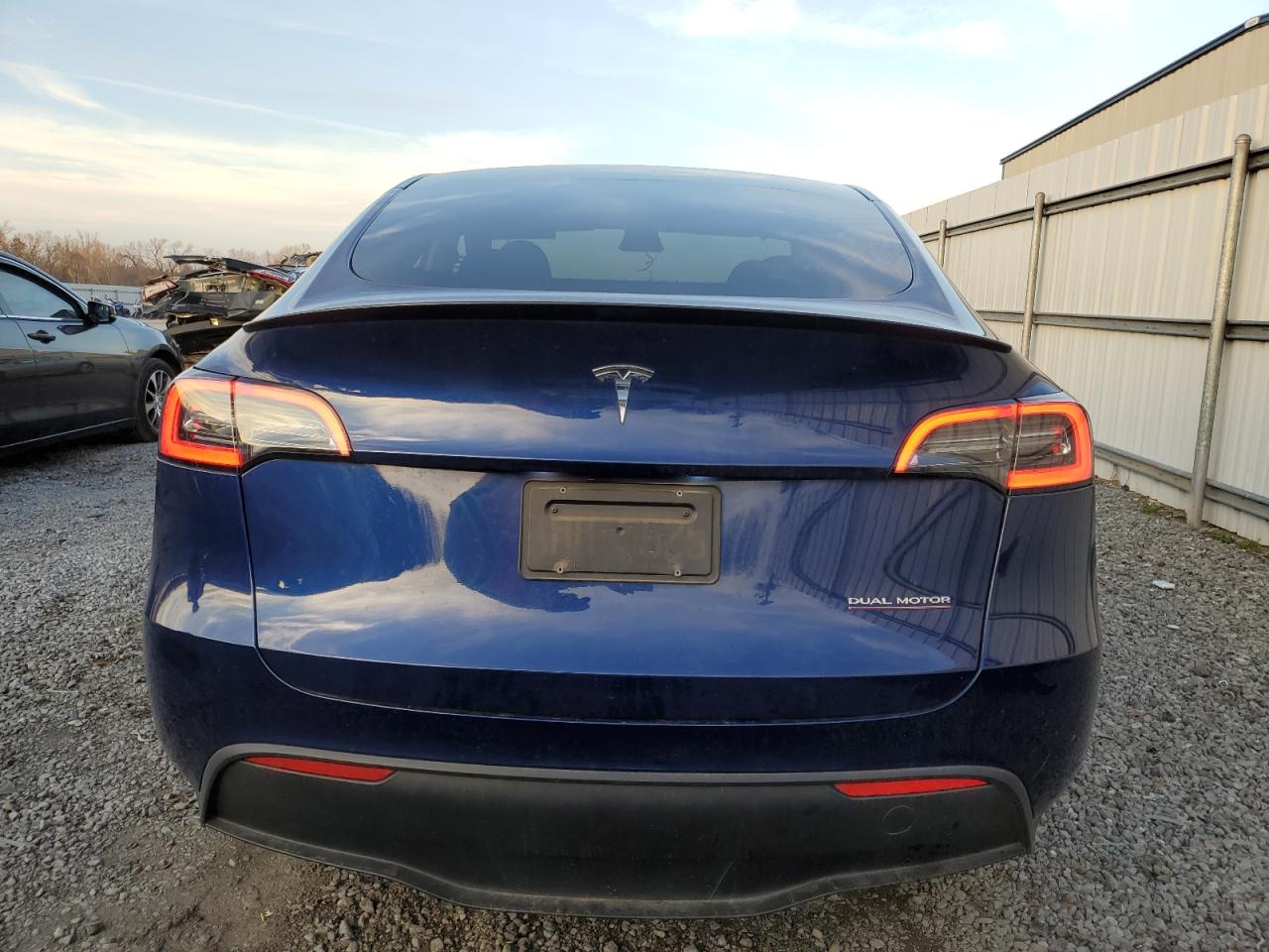 2023 TESLA MODEL Y  VIN:7SAYGDEF8PF769783